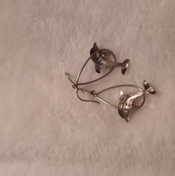 Sterling silver dolphin earrings - Picture 2 of 2